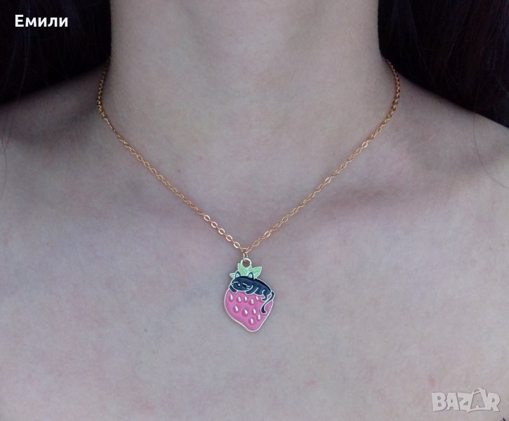 Колие с котка и ягода, снимка 1