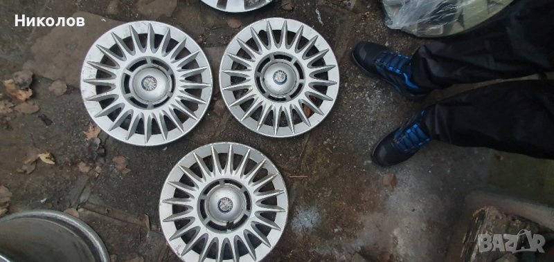 тасове 15 цола алфа ромео 15 цола тасове alfa romeo 3 броя, снимка 1