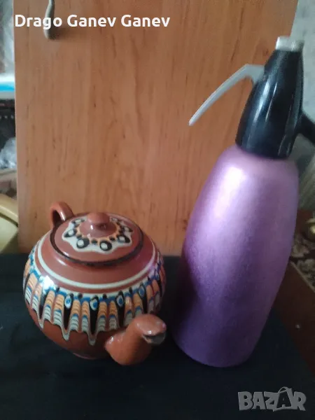 Ретро чайници,и апарат за газирана вода. , снимка 1