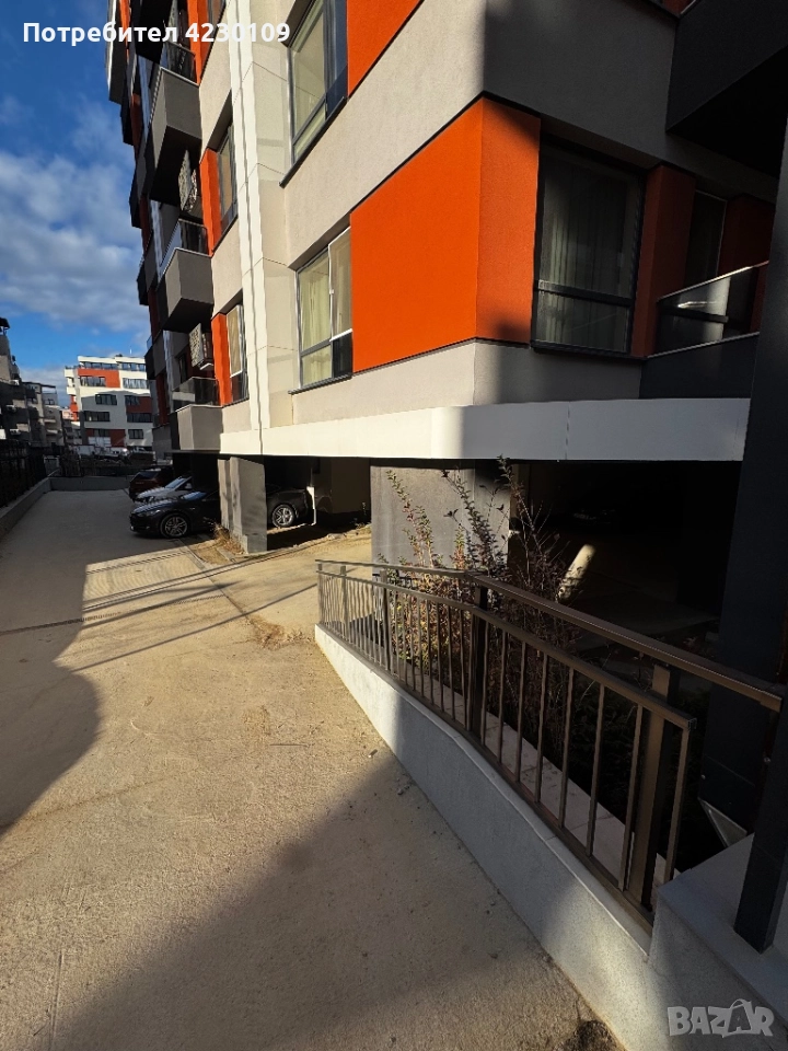 Наем на закрито парко място, снимка 1