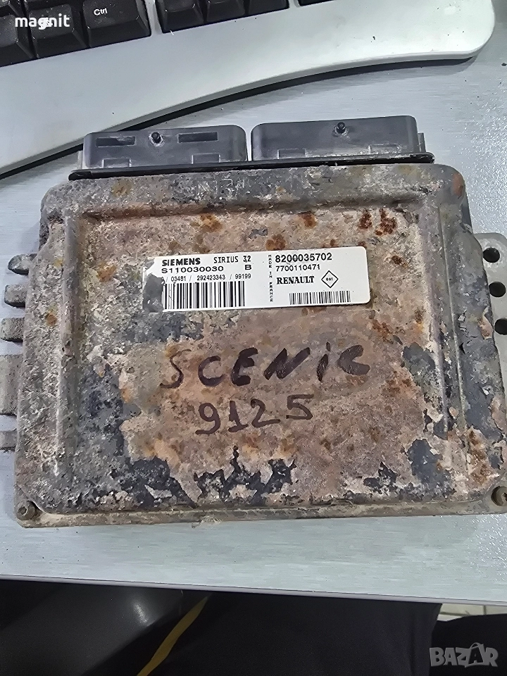 8200035702 ECU компютър ECU Renault Megane 2000 1.6 16V S110030030B, снимка 1