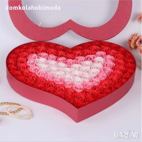 Сърце от рози 40 см / 36 см Червено , Розово , снимка 1