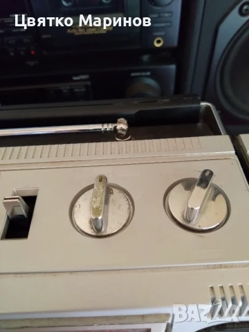 Радио касетофон Hitachi trk 8110e, снимка 8 - Радиокасетофони, транзистори - 51430592