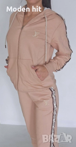 Louis Vuitton дамски екипи /суичер и долнище/ висок клас реплика, снимка 3 - Спортни екипи - 51670066