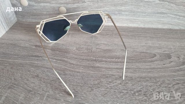 Слънчеви очила , снимка 2 - Слънчеви и диоптрични очила - 37320435