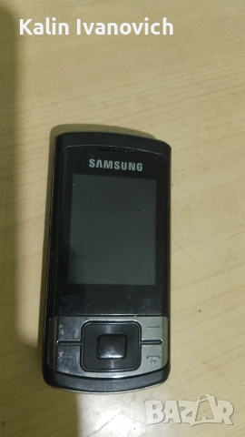 телефон Samsong работи само няма батерия , снимка 2 - Резервни части за телефони - 52587743