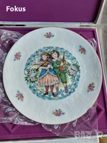 Колекционерска чиния Royal Doulton Valentines Day 1981, снимка 2 - Антикварни и старинни предмети - 53444963