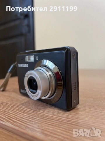 Фотоапарат Samsung 10.2 Mp с подаръци, снимка 2 - Фотоапарати - 53392673