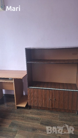 Подарявам бюро и етажерка , снимка 2 - Бюра - 53565603