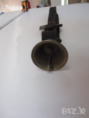 Бронзова камбана звънец  чан ремък катарама с оглавник , снимка 2 - Антикварни и старинни предмети - 49633567