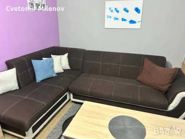 ъглов голям диван 