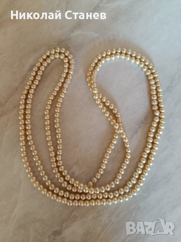 Продавам три перлени огърлици, снимка 2 - Колиета, медальони, синджири - 51385075