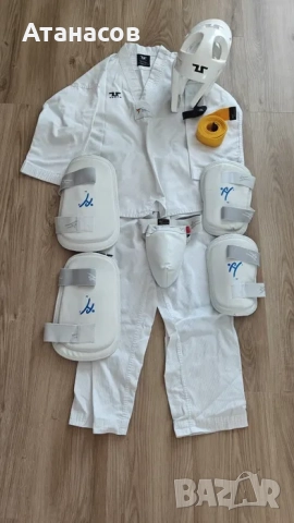 Пълен комплект за Таекуондо, добок, протектори, каска