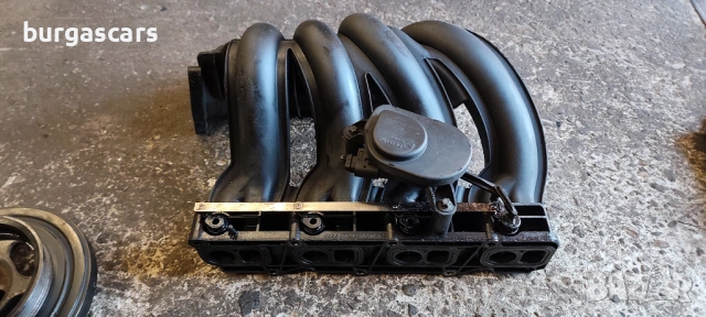 Всмукателен колектор Mercedes E 220 W211 646, снимка 2 - Части - 53267903