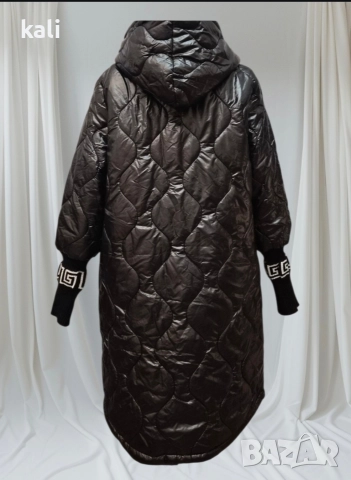 Дълго черно яке с ефектни маншети (Гръцки мотив) , снимка 3 - Якета - 52727021