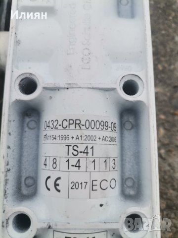 Горен автомат за врата , снимка 4 - Входни врати - 43297277