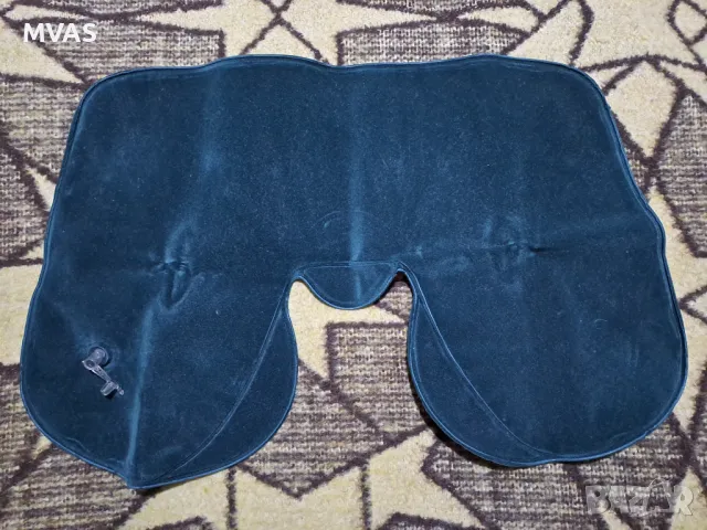 Нова надуваема възглавница за път кадифена , снимка 2 - Възглавници - 49131099