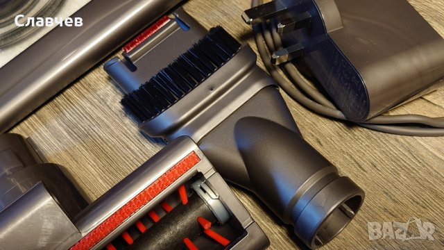 Прахосмукачка Dyson V6, снимка 3 - Прахосмукачки - 40477133