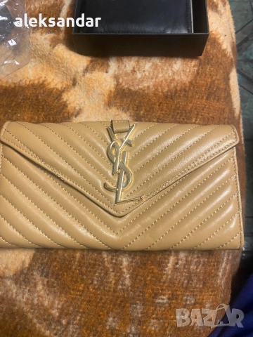 Протмоне Yves Saynt Laurent