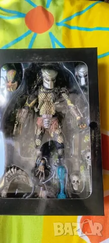 NECA Predator Jungle Hunter Collector's -20 см, снимка 2 - Колекции - 40538813