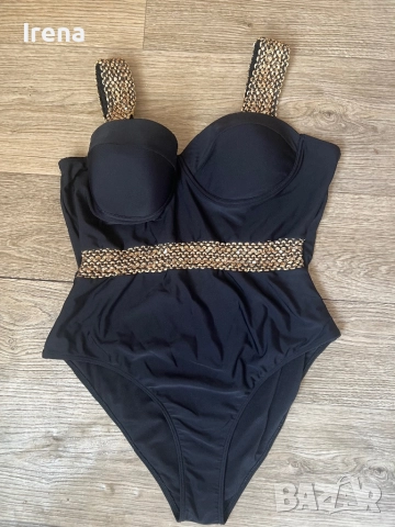 Цели бански цена 15лв.