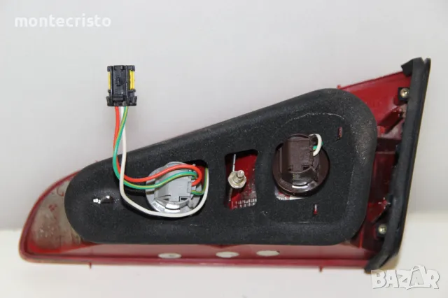 Вътрешен ляв стоп Peugeot 607 (2000-2005г.) ляв стоп заден капак Пежо 607, снимка 4 - Части - 49625939