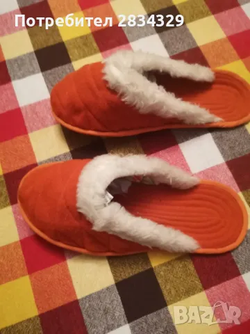 Домашни, топли чехли, нови, ръчна изработка - 5 лв/чифта , снимка 3 - Чехли - 48283674