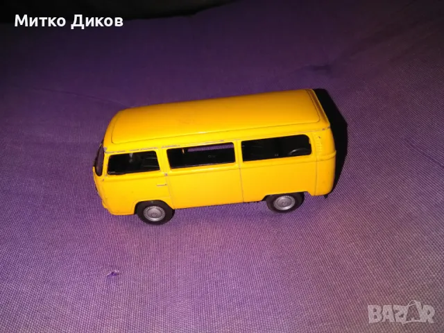 Метален детски автобус винтидж марков на Welly 1:43, снимка 1 - Колекции - 48309370