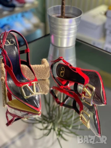 обувки на ток valentino garavani , снимка 2 - Дамски ежедневни обувки - 51317079