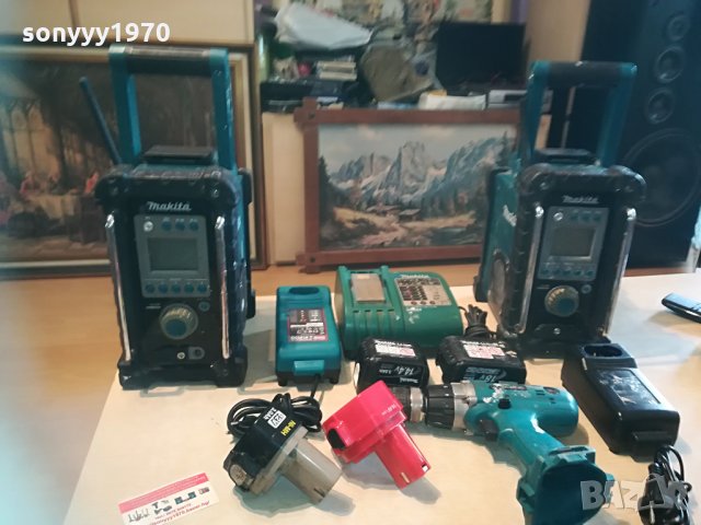 makita radio & charger & battery 0205211201, снимка 6 - Винтоверти - 32740456