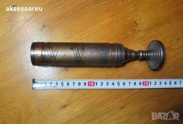 Декоративна бронзова ваза метална вазичка за цветя тип мензура стилна и красива немска от Германия, снимка 9 - Антикварни и старинни предмети - 50429364