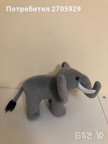 Плюшена играчка слон