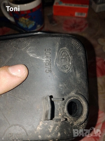 халоген немога да намеря за кой мотор или кола е,намерен в кола от Италия, цената е по договаряне , снимка 11 - Части - 53472607
