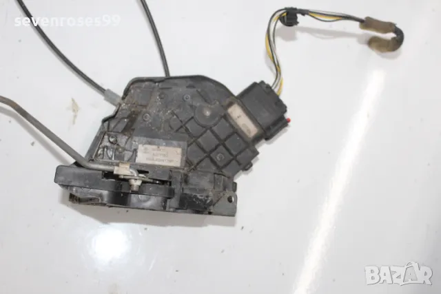 Брава задна дясна Мазда 3 2008 2.3i 158hp Mazda 3 седан, снимка 5 - Части - 48508178