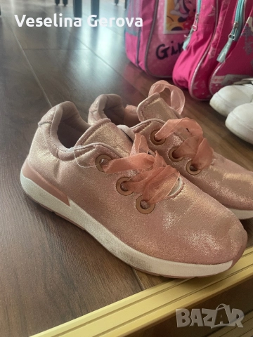 Детски розови обувки 33 номер 