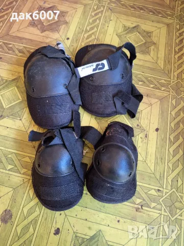 Комплект наколенки и накитници за ролери, снимка 1