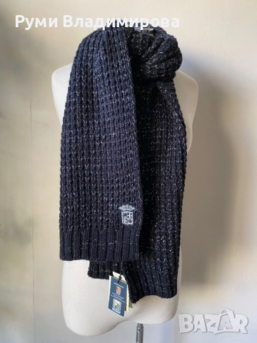 Черен шал Marina Militare с 50 % вълна, с етикет, снимка 4 - Шалове - 52788149