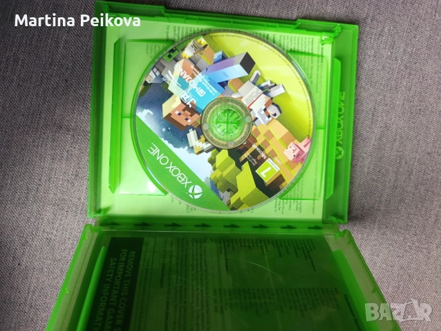 Minecraft (Xbox one), снимка 3 - Игри за Xbox - 53401514