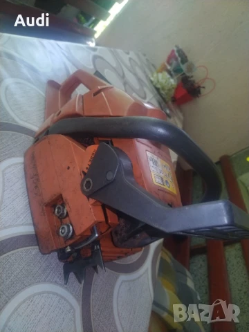 Бензинова резачка за дърва HUSQVARNA 142, снимка 6 - Градинска техника - 50725203