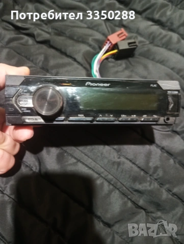 Продавам радио за кола pioneer