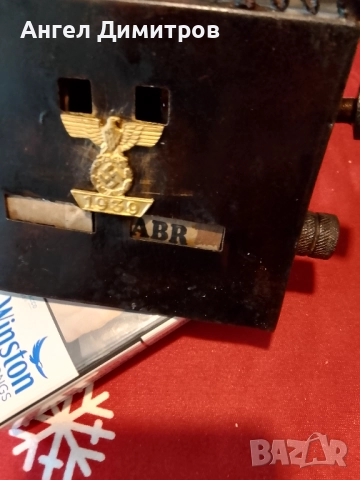 Трети райх метален ръчен календар , снимка 2 - Антикварни и старинни предмети - 51745199