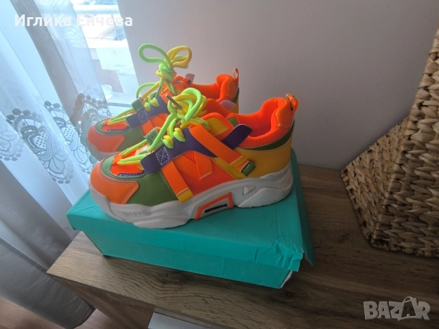 Маратонки и зимни боти , снимка 7 - Маратонки - 51451118