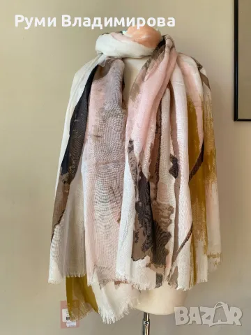 Бежов шал от 100 % модал, Unmade Copenhagen, с етикет