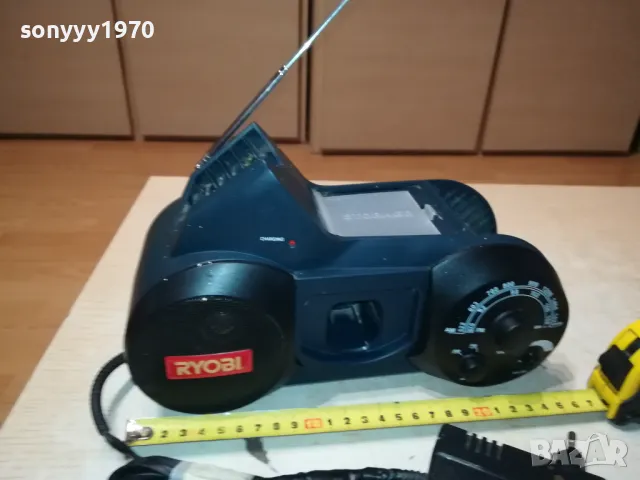 RYOBI-СТРОИТЕЛНО РАДИО И ЗАРЯДНО 0801250813, снимка 2 - Радиокасетофони, транзистори - 48595204