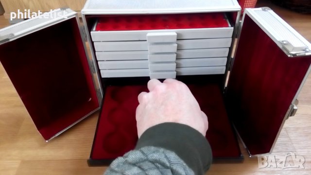 Leuchtturm MB куфар за 5 кутии от алуминиум, снимка 1 - Нумизматика и бонистика - 35288232