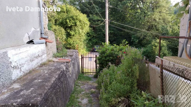 Къща с дворно място в Трявна , снимка 3 - Къщи - 50732897