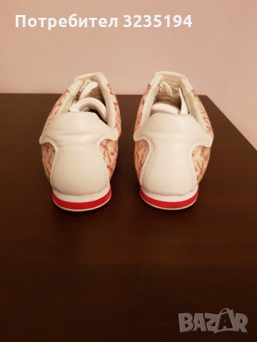 Calvin Klein спортни обувки, снимка 4 - Дамски ежедневни обувки - 34877803