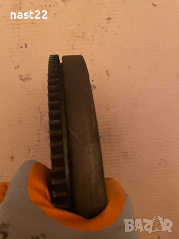 Маховик за Сузуки Гранд Витара 1998-2005 год 1.6 97 к.с, снимка 2 - Части - 52677285