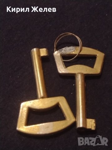 Два стари ключа от соца за секция ракла за КОЛЕКЦИОНЕРИ 25914, снимка 3 - Други ценни предмети - 43269294