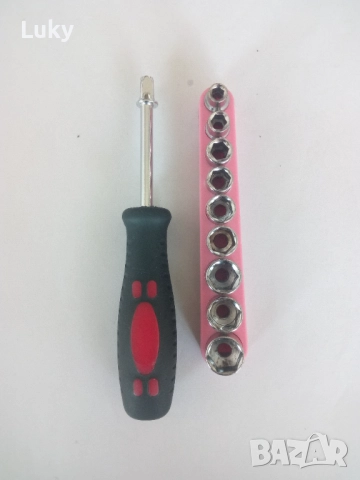 Отвертка и нещо друго.